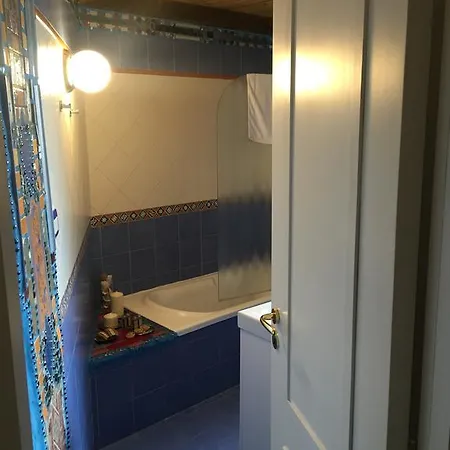 Casa Di Erminia Nocleg ze śniadaniem 4*