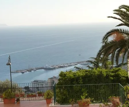 Casa Di Erminia 4*
